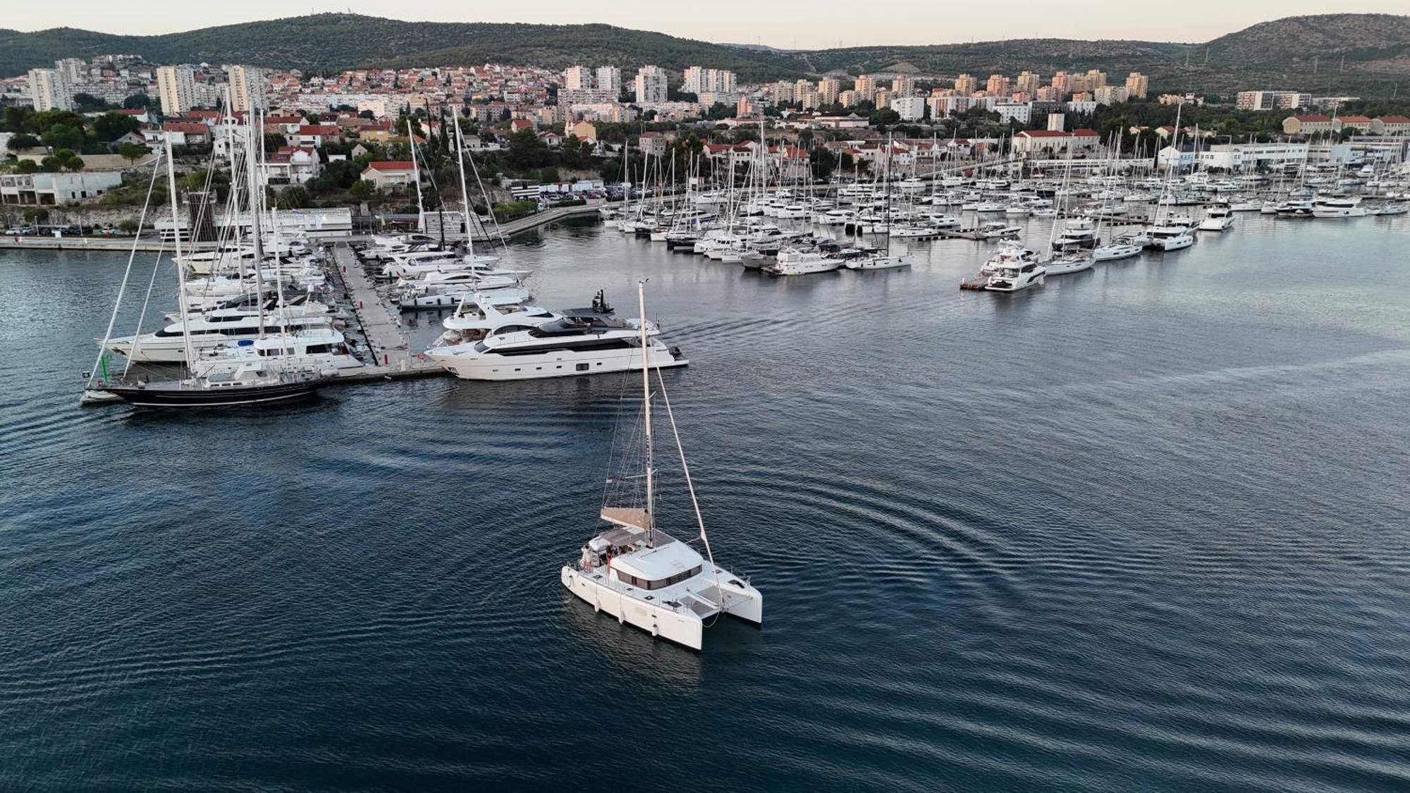 Hotel Basic Mansion + Šibenik Esterno foto