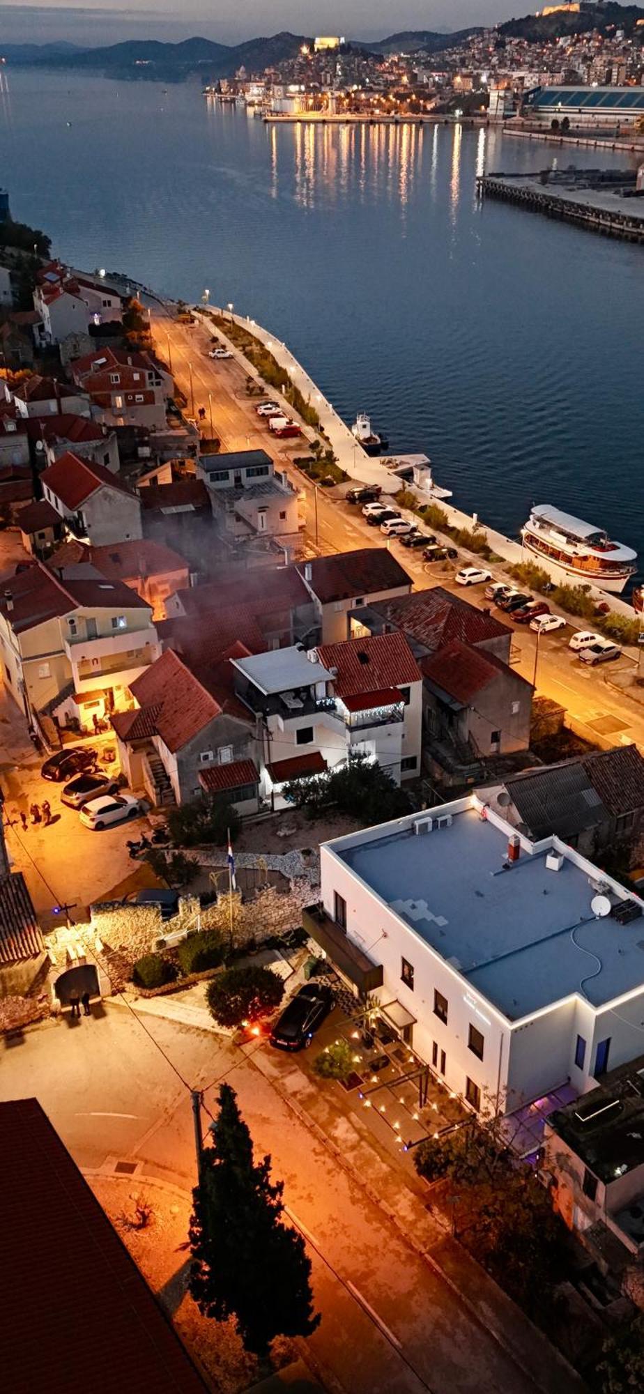 Hotel Basic Mansion + Šibenik Esterno foto