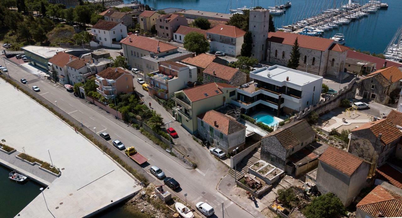 Hotel Basic Mansion + Šibenik Esterno foto